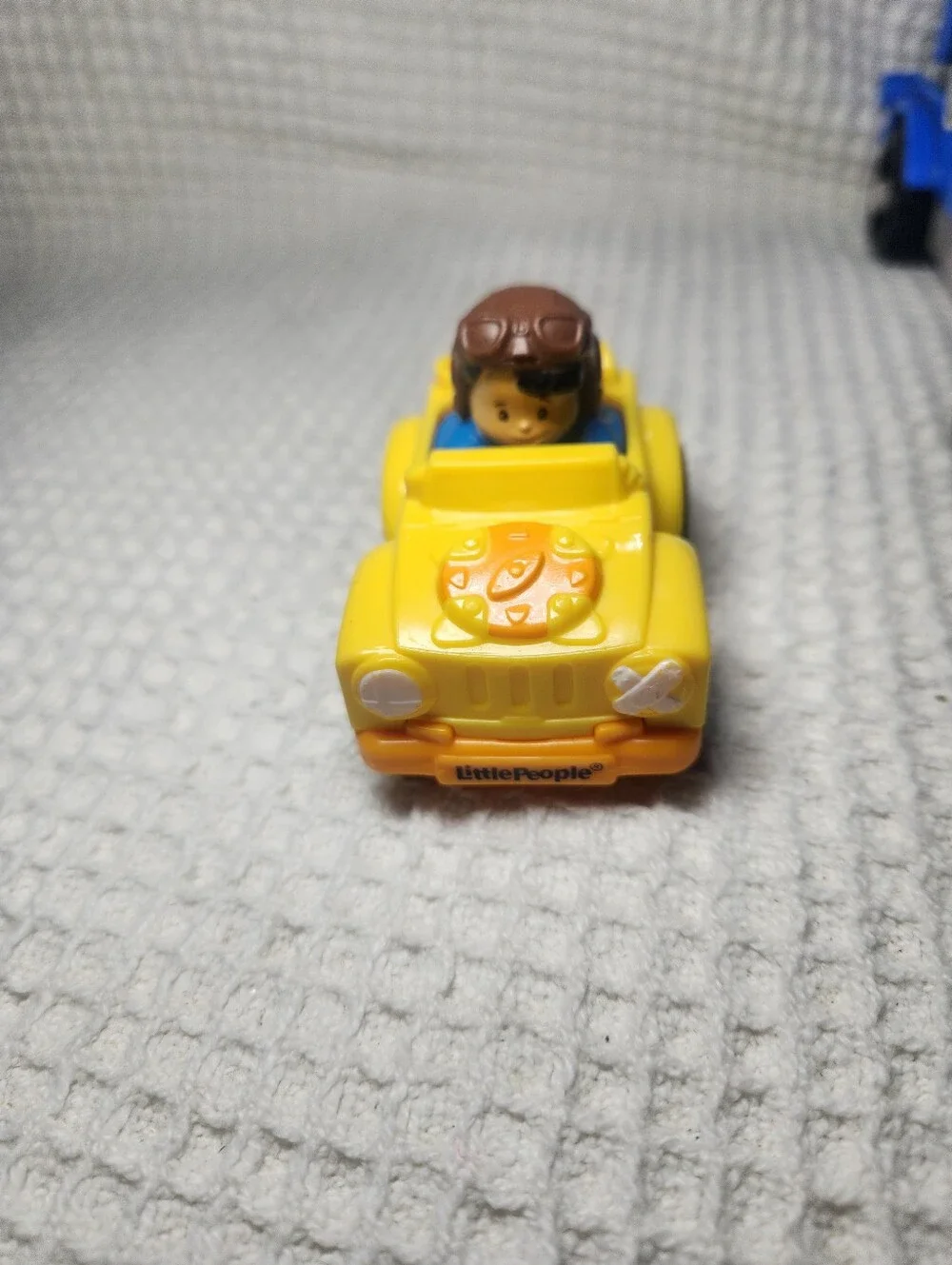 Fisher-Price Blue and Green Car Carrier with Yellow Toy Car Wheelie